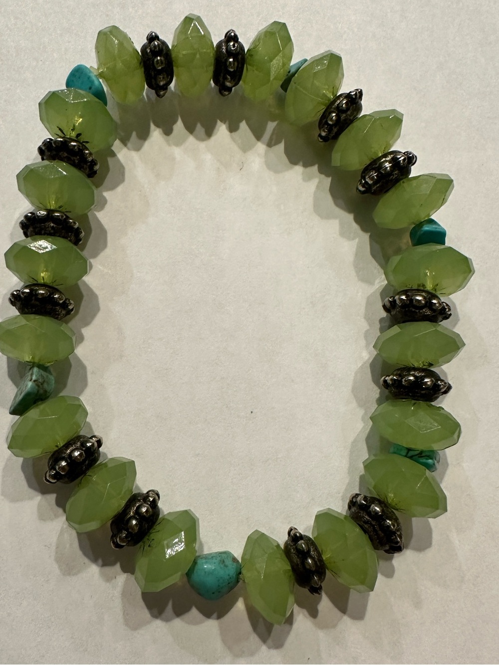 Green Faceted Bead Bracelet with Turquoise Accents